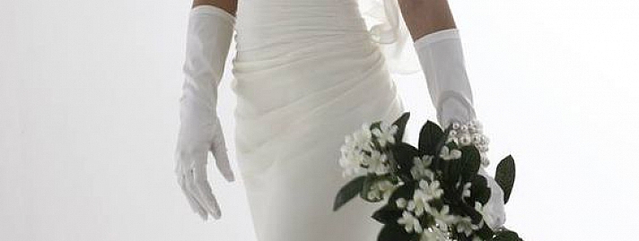 Jak dobrać DŁUGIE RĘKAWICZKI do sukni ślubnej?